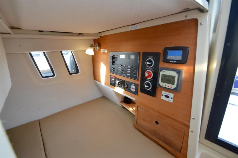 Chestnuts Yacht Photos Pics 