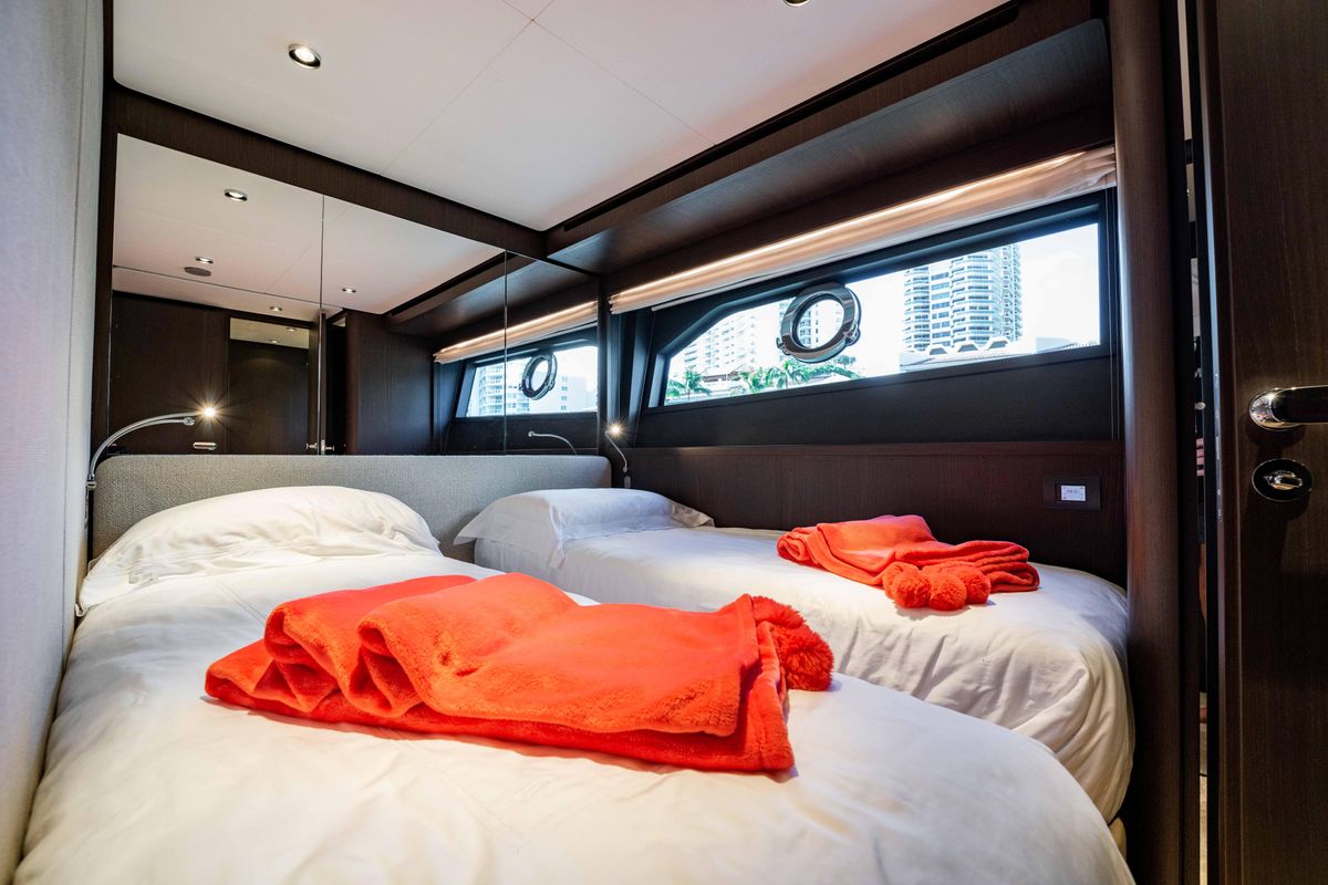 2023 Ferretti Yachts 86 