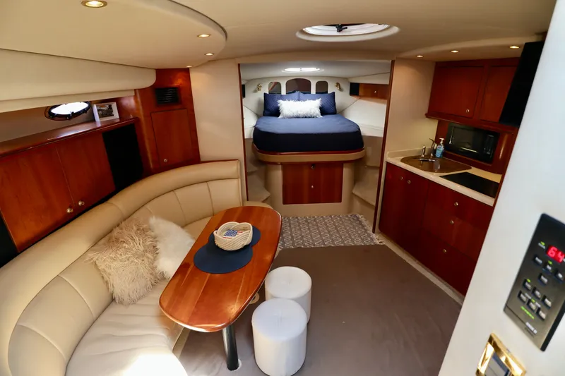 Entourage Yacht Photos Pics 