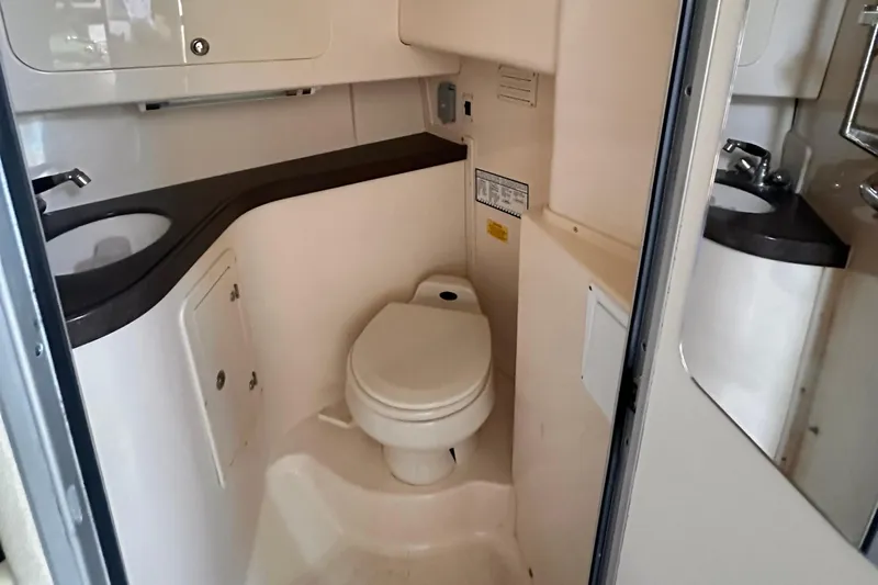  Yacht Photos Pics Grady White 330 Express REV Yacht Sales