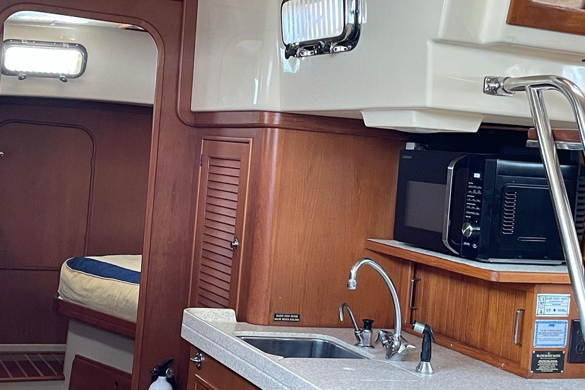 2005 Island Packet 51 