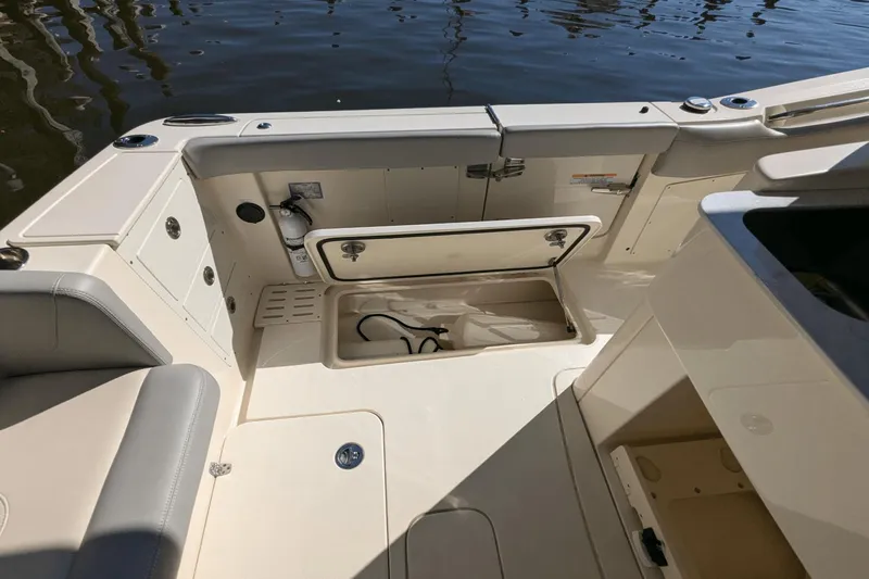 Thavma Yacht Photos Pics 