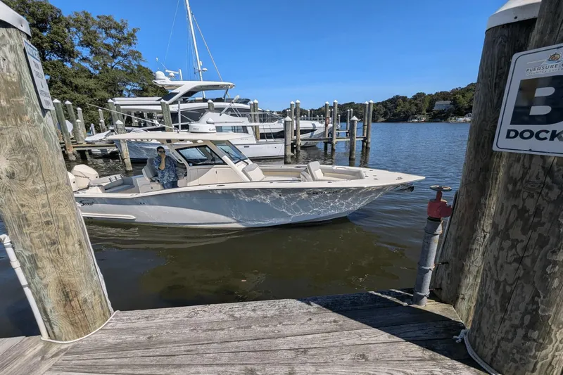 Thavma Yacht Photos Pics 