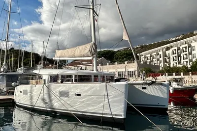 2012 Lagoon 400