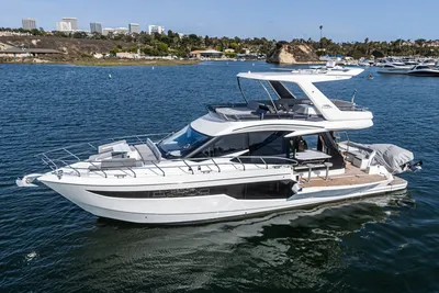 Galeon 500 Fly