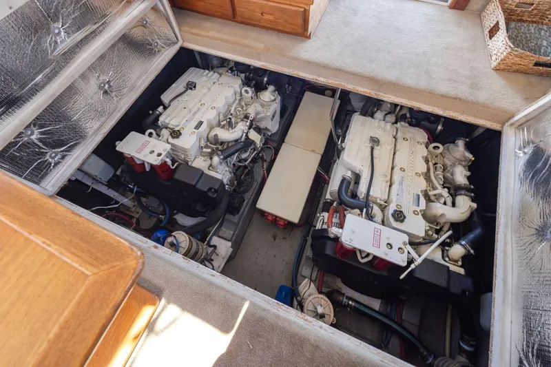 La Paz Yacht Photos Pics Engine compartment of 1993 Tollycraft 40 Sport Sedan with dual engines.