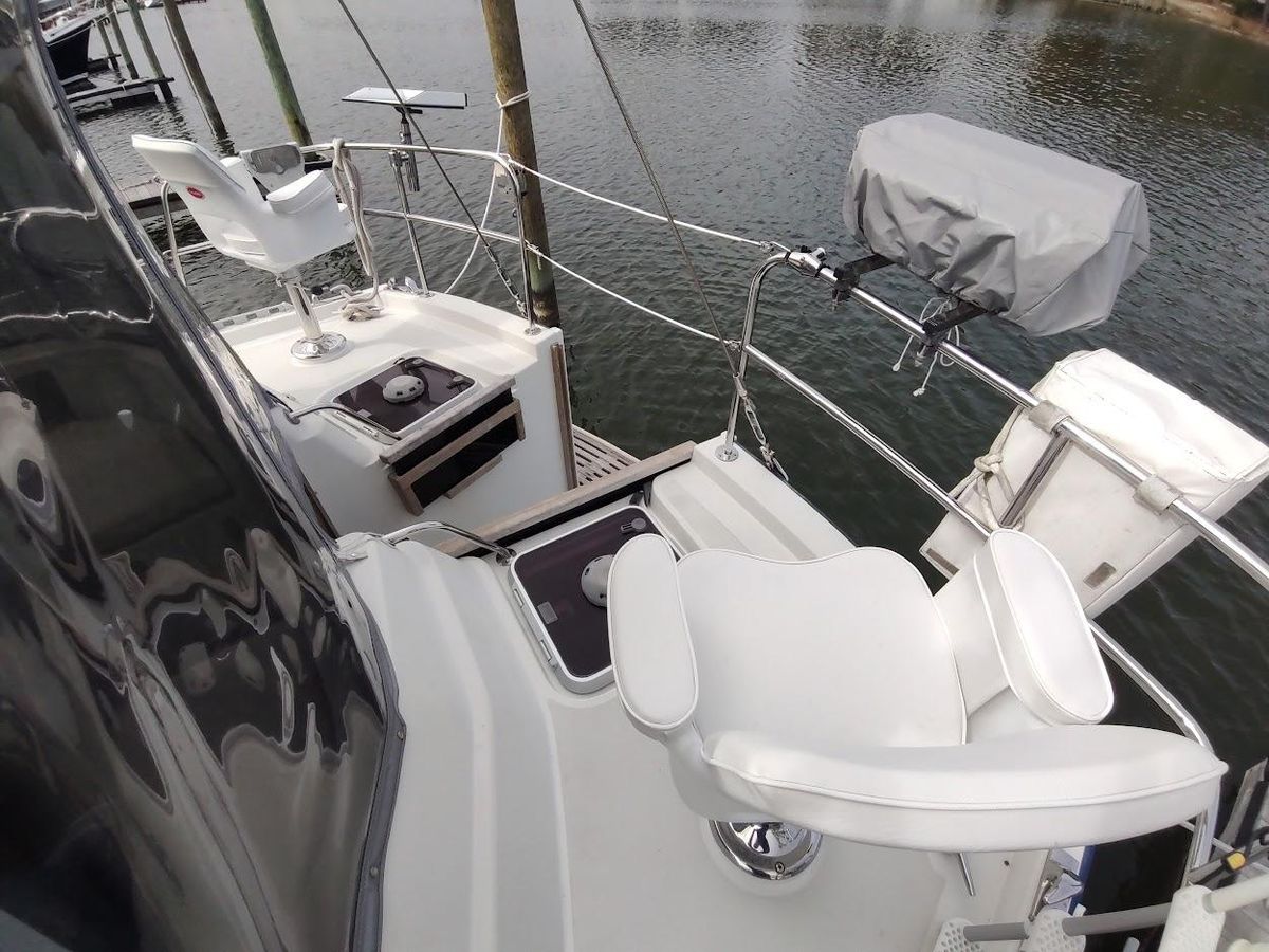 2005 Stevens 53 