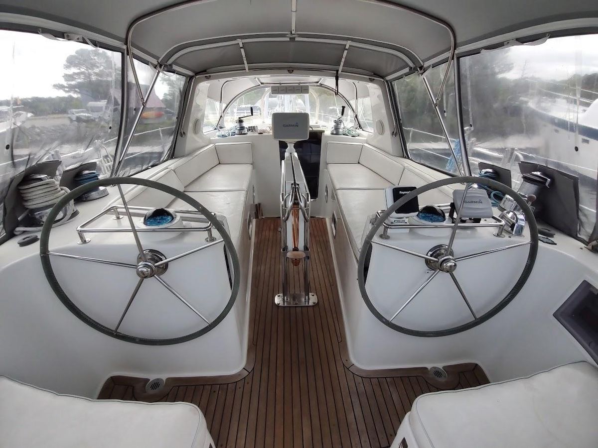 2005 Stevens 53 