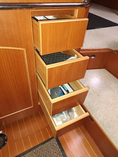 Seeker Yacht Photos Pics 