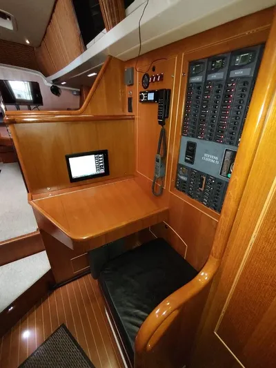 Seeker Yacht Photos Pics 