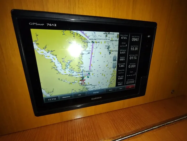 Seeker Yacht Photos Pics 