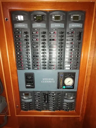 Seeker Yacht Photos Pics 