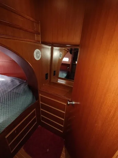 Seeker Yacht Photos Pics 