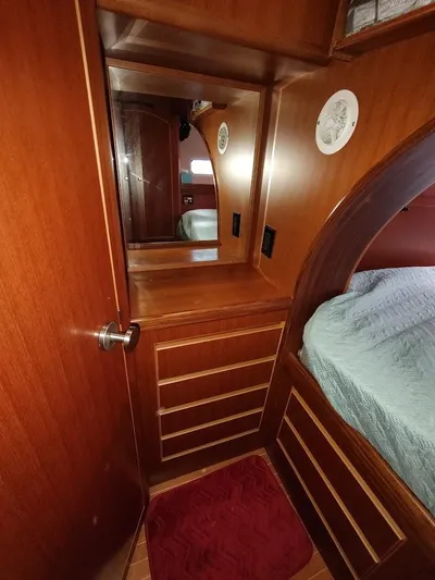 Seeker Yacht Photos Pics 