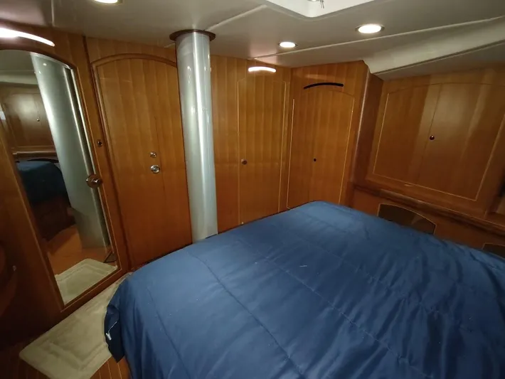 Seeker Yacht Photos Pics 