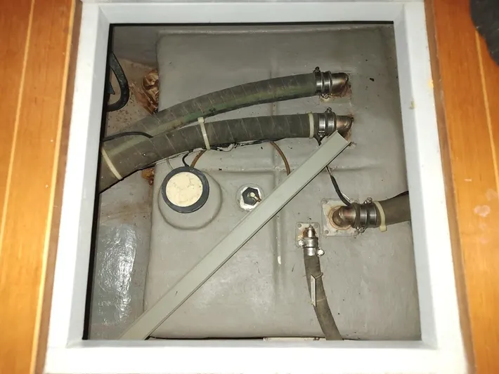 Seeker Yacht Photos Pics 