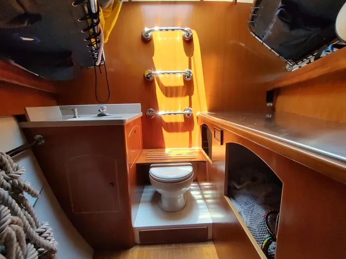 Seeker Yacht Photos Pics 