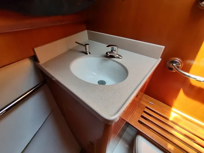 Seeker Yacht Photos Pics 