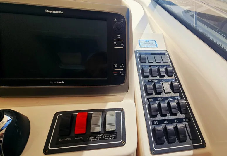 Maroner Yacht Photos Pics 