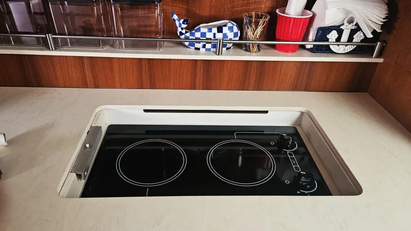 Maroner Yacht Photos Pics 