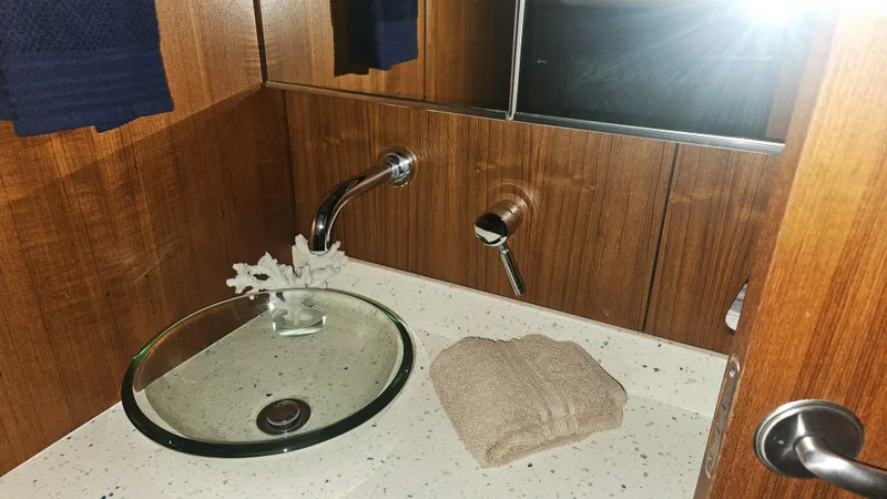 Maroner Yacht Photos Pics 