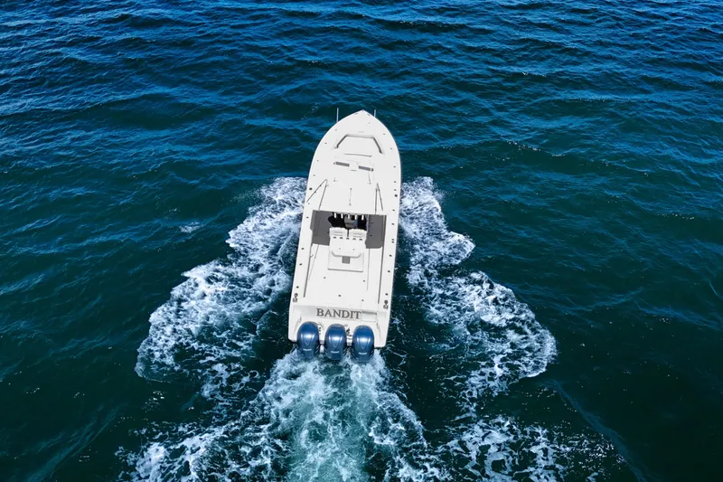 Bandit Yacht Photos Pics Aerial view of 2018 Jupiter 38 FS boat cruising on open water.