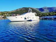 1986 Ferretti Yachts ALTURA 49