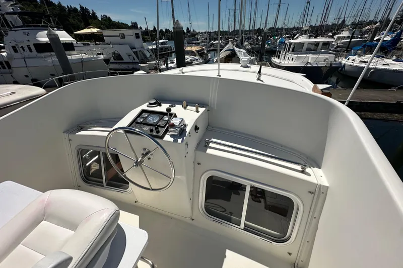 S.k.i Yacht Photos Pics Pilothouse view of 2000 Eagle 40 Pilothouse Trawler docked at marina.