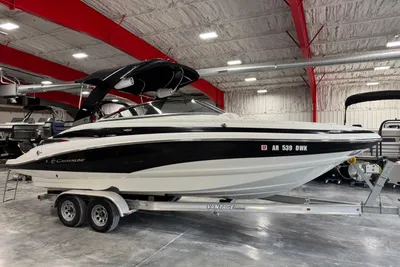 Crownline Eclipse E4