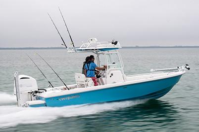 2020 Everglades 243 Center Console