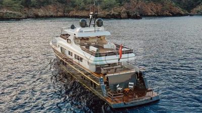 Yacht