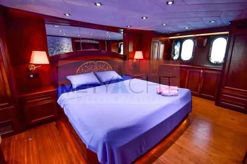  Yacht Photos Pics Luxurious Ses Yachts 100 bedroom interior with elegant wood paneling and soft lighting, 2010 model.