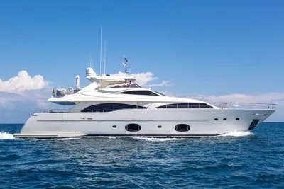 Ferretti Yachts Custom Line 97