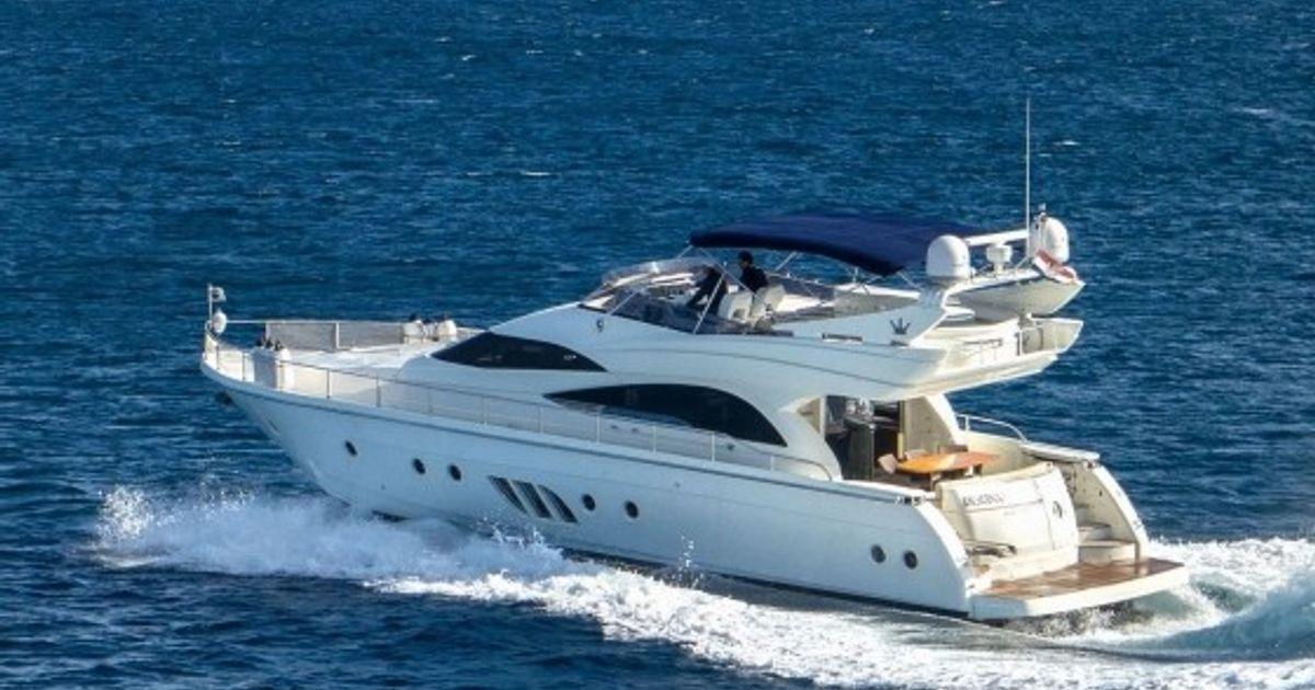 Dominator 62S 19m 2009, Motoryachten | Boot24