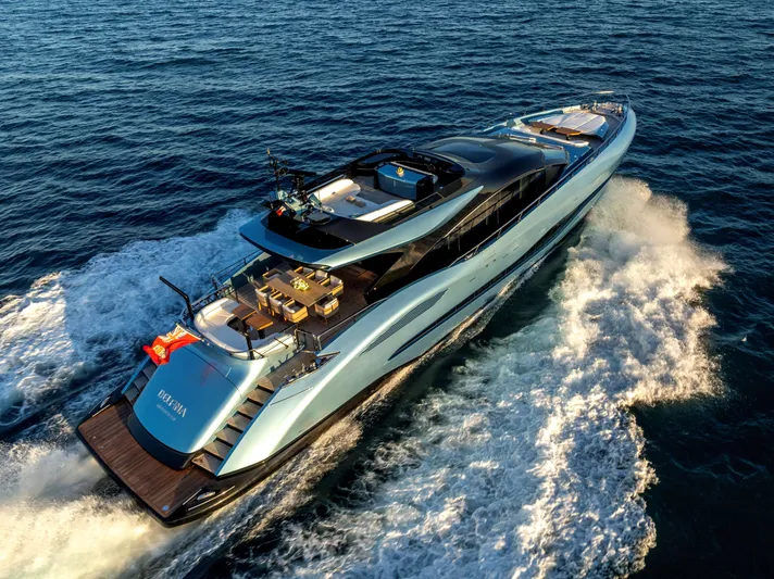 Delfina Yacht Photos Pics 