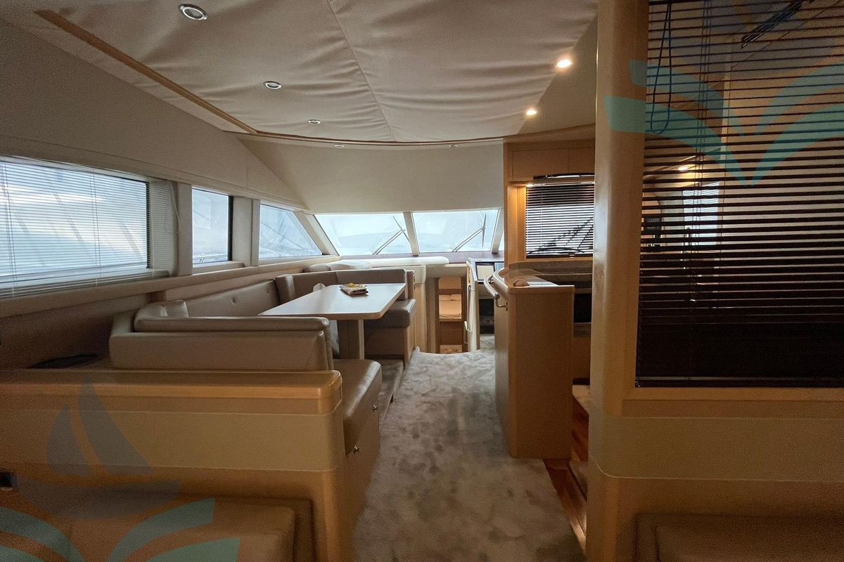 2010 Princess 62 