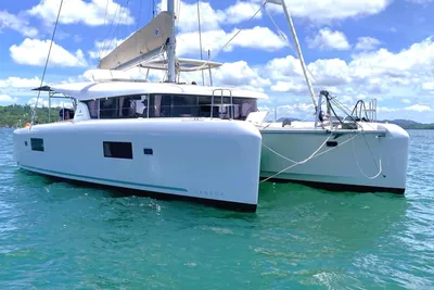 Lagoon 42