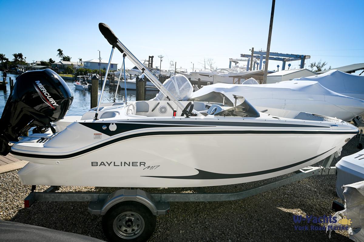 Bayliner Element M17