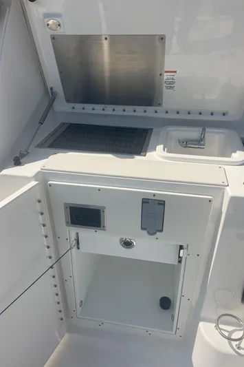 Sea Hawk Yacht Photos Pics 