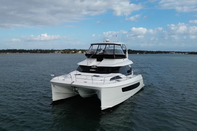 Distilled Spirits Yacht Photos Pics 