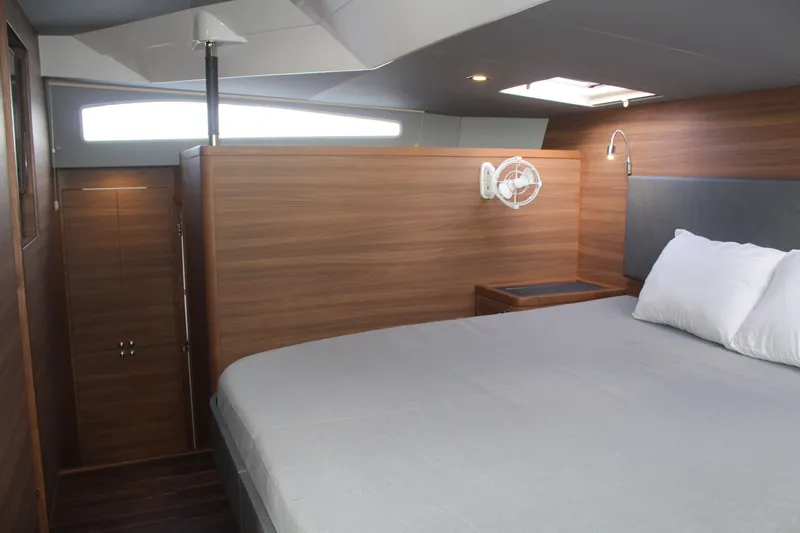 Distilled Spirits Yacht Photos Pics 