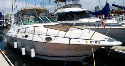 Cruisers Yachts 3075 Express