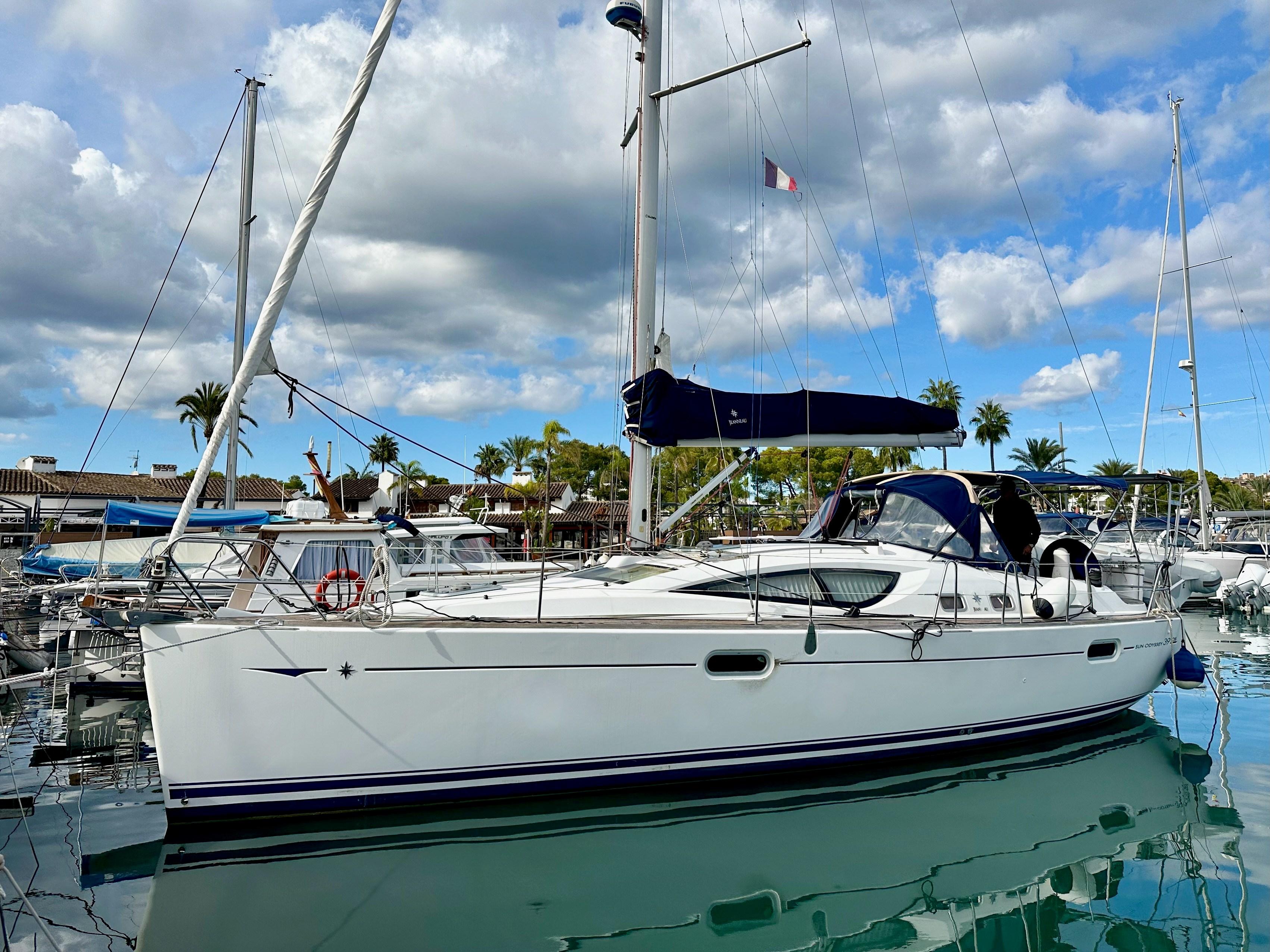 Used 2007 Jeanneau Sun Odyssey 39 DS | YachtFocus