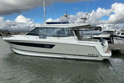 2017 Jeanneau NC11