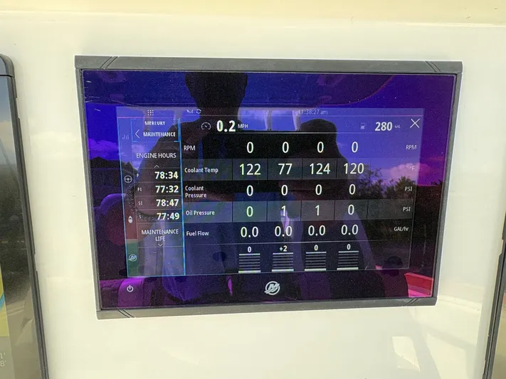  Yacht Photos Pics 2025 INVINCIBLE 35 CAT - Image 7