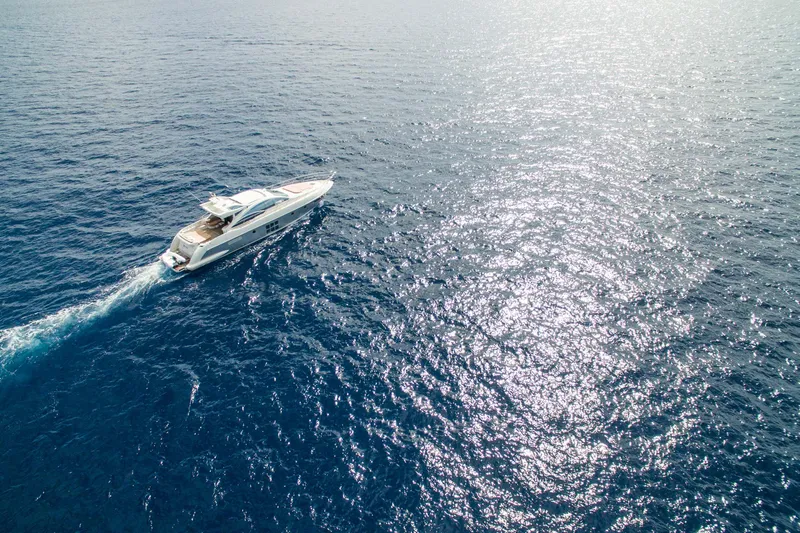 Neytiri Yacht Photos Pics 