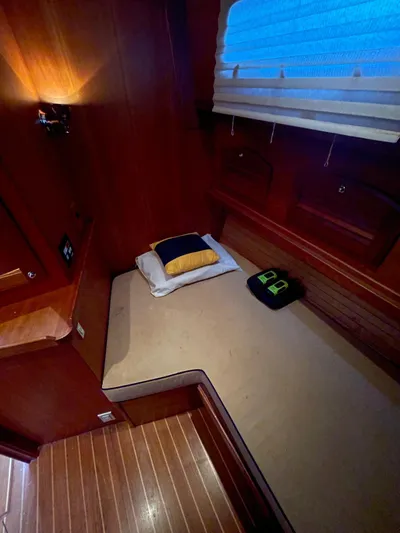 Paradise Yacht Photos Pics 