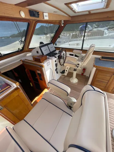 Paradise Yacht Photos Pics 