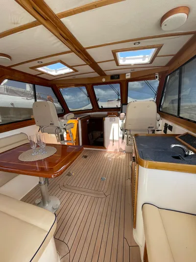 Paradise Yacht Photos Pics 