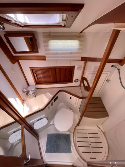 Paradise Yacht Photos Pics 